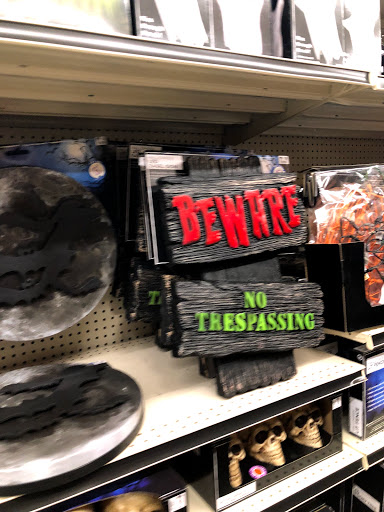 Discount Store «Big Lots», reviews and photos, 8563 Watson Rd, Webster Groves, MO 63119, USA