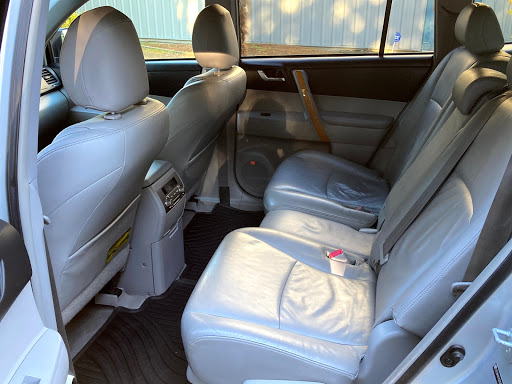 Auto Broker «Eastlake Auto Brokers», reviews and photos, 13105 NE 124th St, Kirkland, WA 98034, USA