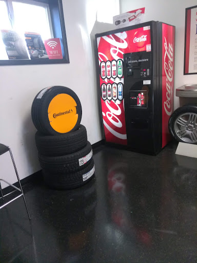 Car Repair and Maintenance «Pep Boys Auto Service & Tire», reviews and photos, 4309 County Line Rd, Chalfont, PA 18914, USA