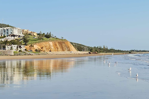 Oshen Apartments Yeppoon image