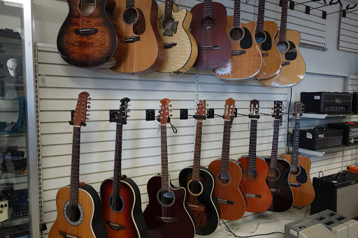 Pawn Shop «Tradeland Buy Sell Save», reviews and photos, 293 Daniel Webster Hwy, Nashua, NH 03060, USA