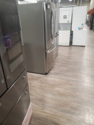 Electronics Store «Best Buy», reviews and photos, 550 Grossman Dr, Braintree, MA 02184, USA