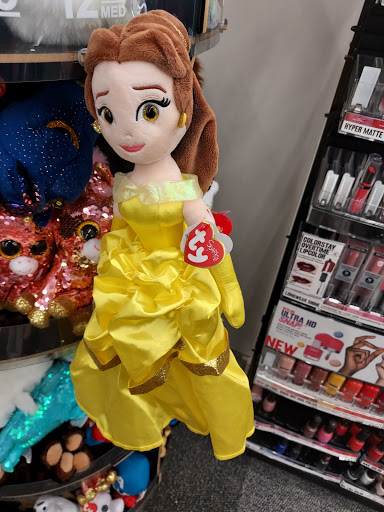 Drug Store «CVS», reviews and photos, 23391 Farmington Rd, Farmington, MI 48336, USA