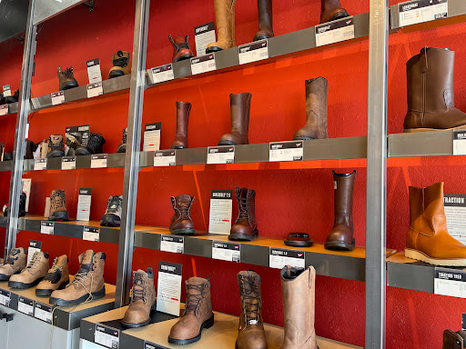 Shoe Store «Red Wing», reviews and photos, 2542 N Belt Line Rd, Irving, TX 75062, USA