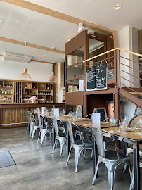 Atmosphère du Ferraton Restaurant Bar à Vins à Tain-l'Hermitage - n°2