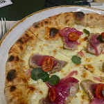 Photo n°1 de l'avis de Adrian.e fait le 06/11/2022 à 11:48 sur le  Roco's Lab - Pizza. Food à Salò