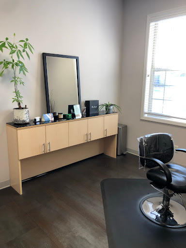 Hair Replacement Service «Embellishments Hair Restoration Studio & Salon», reviews and photos, 2930 Glendale Milford Rd Unit #350, Cincinnati, OH 45241, USA