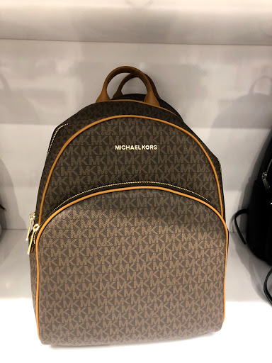 Fashion Accessories Store «Michael Kors», reviews and photos, 20-A Killingworth Turnpike #430, Clinton, CT 06413, USA