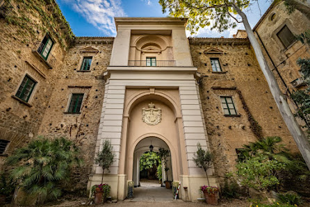 Palazzo Belmonte Via Senatore Peppino Manente Comunale, 22, 84048 Santa Maria di Castellabate SA, Italia