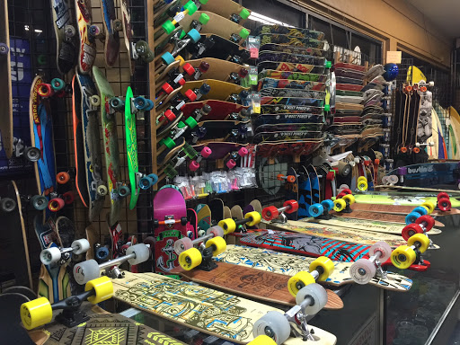 Sporting Goods Store «Play It Again Sports (Pacific Beach)», reviews and photos, 1401 Garnet Ave, San Diego, CA 92109, USA