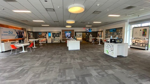 Cell Phone Store «AT&T», reviews and photos, 618 S James Campbell Blvd, Columbia, TN 38401, USA