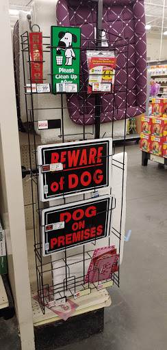 Pet Supply Store «PetSmart», reviews and photos, 1070 Iyannough Rd, Hyannis, MA 02601, USA