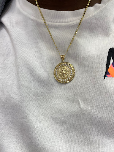 Jewelry Store «Gold King Jewelers», reviews and photos, 272 Towne Center Cir, Sanford, FL 32771, USA