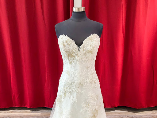 Bridal Shop «GARNET + grace Bridal Boutique», reviews and photos, 1643 Industrial Pkwy W, Hayward, CA 94544, USA