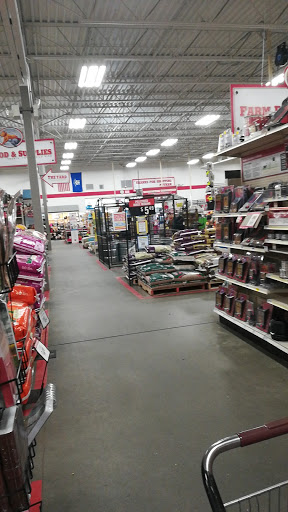 Home Improvement Store «Tractor Supply Co.», reviews and photos, 97 Providence Pike, Putnam, CT 06260, USA