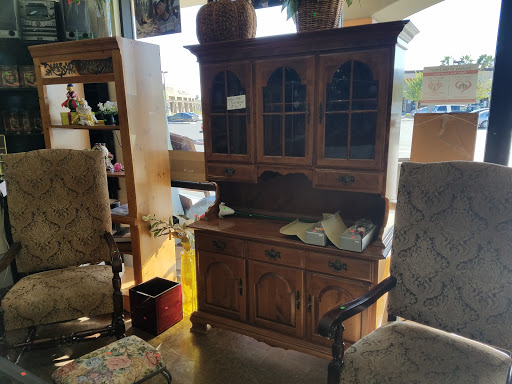 Thrift Store «Bargains Thrift Shop», reviews and photos, 77940 Country Club Dr, Palm Desert, CA 92211, USA