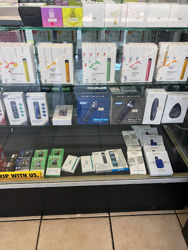 Tobacco Shop «Illusions Smoke Shop», reviews and photos, 1101 W Lincoln Ave #175, Anaheim, CA 92805, USA