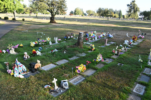 Funeral Home «City View Funeral Home and Cemetery», reviews and photos, 390 Hoyt St S, Salem, OR 97302, USA