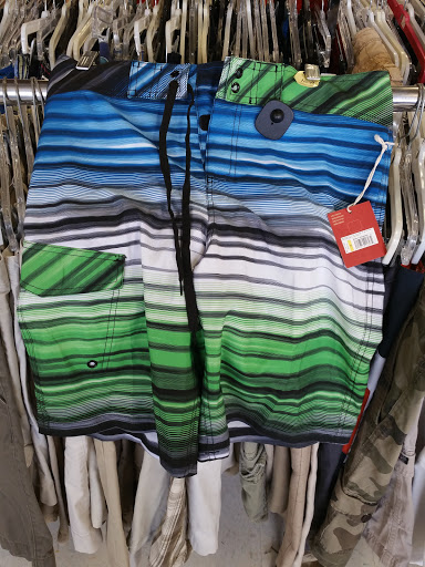 Thrift Store «Super Thrift Store», reviews and photos, 815 N Oxnard Blvd, Oxnard, CA 93030, USA