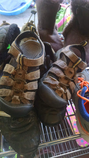 Thrift Store «SPCA Yolo County Thrift Store», reviews and photos, 920 3rd St A,F, Davis, CA 95616, USA