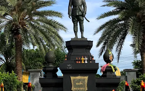 King Naresuan Monument image