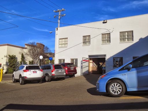 Toyota Dealer «Toyota of Berkeley», reviews and photos, 2400 Shattuck Ave, Berkeley, CA 94704, USA