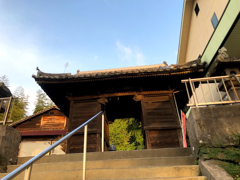本吉諏訪神社