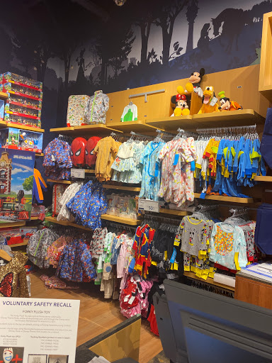 Toy Store «Disney Store», reviews and photos, 313 Smith Haven Mall, Lake Grove, NY 11755, USA