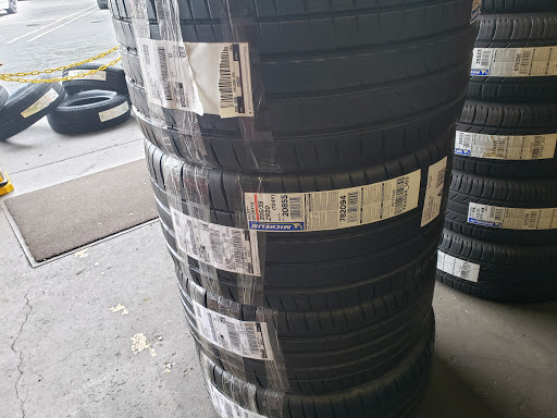 Tire Shop «Wheel Works», reviews and photos, 15553 Los Gatos Blvd, Los Gatos, CA 95032, USA