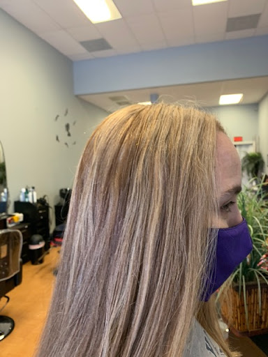 Beauty Salon «LILI Beauty Salon», reviews and photos, 1806 Cypress Creek Pkwy, Houston, TX 77090, USA