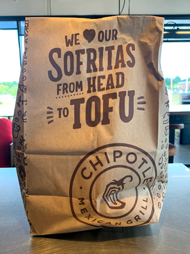 Mexican Restaurant «Chipotle Mexican Grill», reviews and photos, 420 S Hurstbourne Pkwy, Louisville, KY 40299, USA