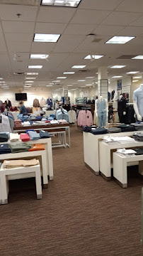 Men's Wearhouse - Photo 4 - Car repair in Waterford, CT, Norwich