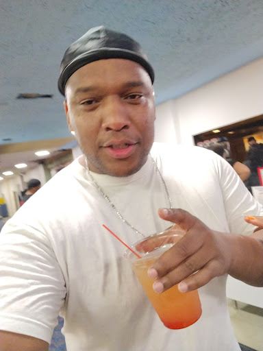 Bowling Alley «Bertrand Bowling Lanes Inc», reviews and photos, 2616 Washington St, Waukegan, IL 60085, USA