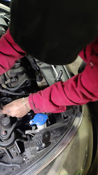 Neron 502 Auto Repair (Taller mecánica automotriz y enderezado y pintura) - Photo 6 - Car repair in Richmond, VA, Richmond