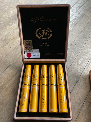 Tobacco Shop «Urban Chaos Smoke Shop», reviews and photos, 16 Division St, Somerville, NJ 08876, USA