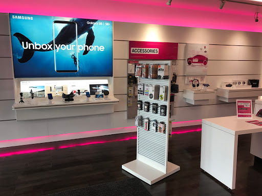 Cell Phone Store «T-Mobile», reviews and photos, 3747 William Penn Hwy J, Monroeville, PA 15146, USA