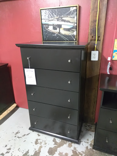 Furniture Store «Modern Furniture Outlet», reviews and photos, 99 Jefferson St, Fall River, MA 02721, USA