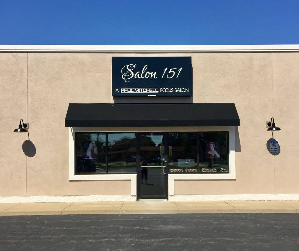 Salon 151 43619