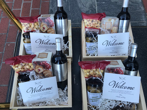 Wedding Planner «The Event Bar - Invitations, Wedding & Event Planner Los Angeles», reviews and photos, 18663 Ventura Blvd #120, Tarzana, CA 91356, USA