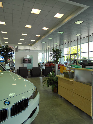 BMW Dealer «BMW of Mobile», reviews and photos, 3025 Government Blvd, Mobile, AL 36606, USA