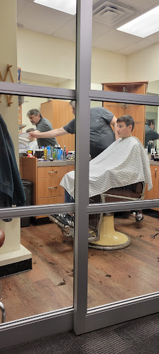 Barber Shop «Sovereign Barber Shop», reviews and photos, 400 N Akard St #106, Dallas, TX 75201, USA