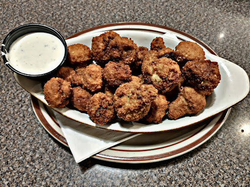 Truck Stop «Pioneer Villa Truck Plaza Inc», reviews and photos, 33180 OR-228, Halsey, OR 97348, USA