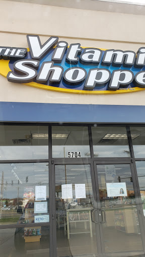 Vitamin & Supplements Store «Vitamin Shoppe», reviews and photos, 5704 Youngstown Warren Rd, Niles, OH 44446, USA