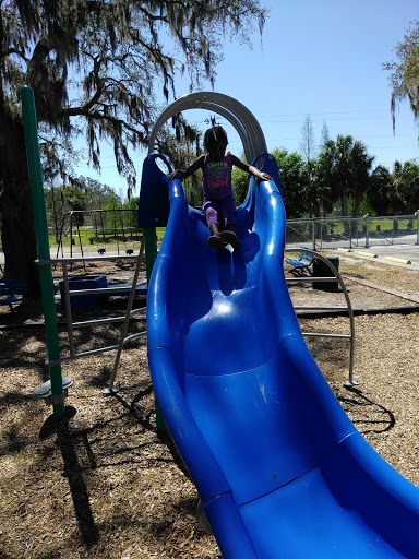 Community Center «Fair Oaks Park Community Center», reviews and photos, 5019 N 34th St, Tampa, FL 33610, USA