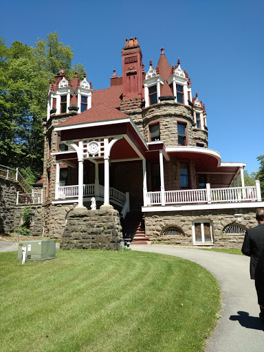 Lodging «D.H.Burrell Overlook Mansion», reviews and photos, 55 Douglas St, Little Falls, NY 13365, USA