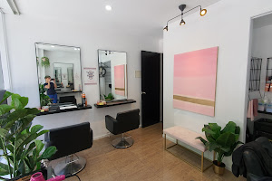 Nana Salon