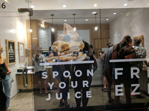 Shopping Mall «Westcliff Plaza», reviews and photos, 1000-1150 Irvine Ave, Newport Beach, CA 92660, USA