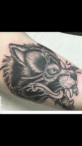 Body Piercing Shop «Bone Deep Tattoos», reviews and photos, 2545 Ventura Blvd, Camarillo, CA 93010, USA