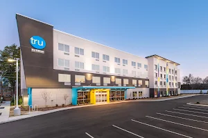 Tru by Hilton Fayetteville I 95 image