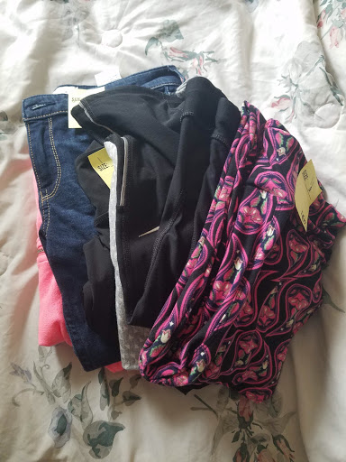 Thrift Store «Superior Thrift Store», reviews and photos, 1135 N Wilson Way, Stockton, CA 95205, USA